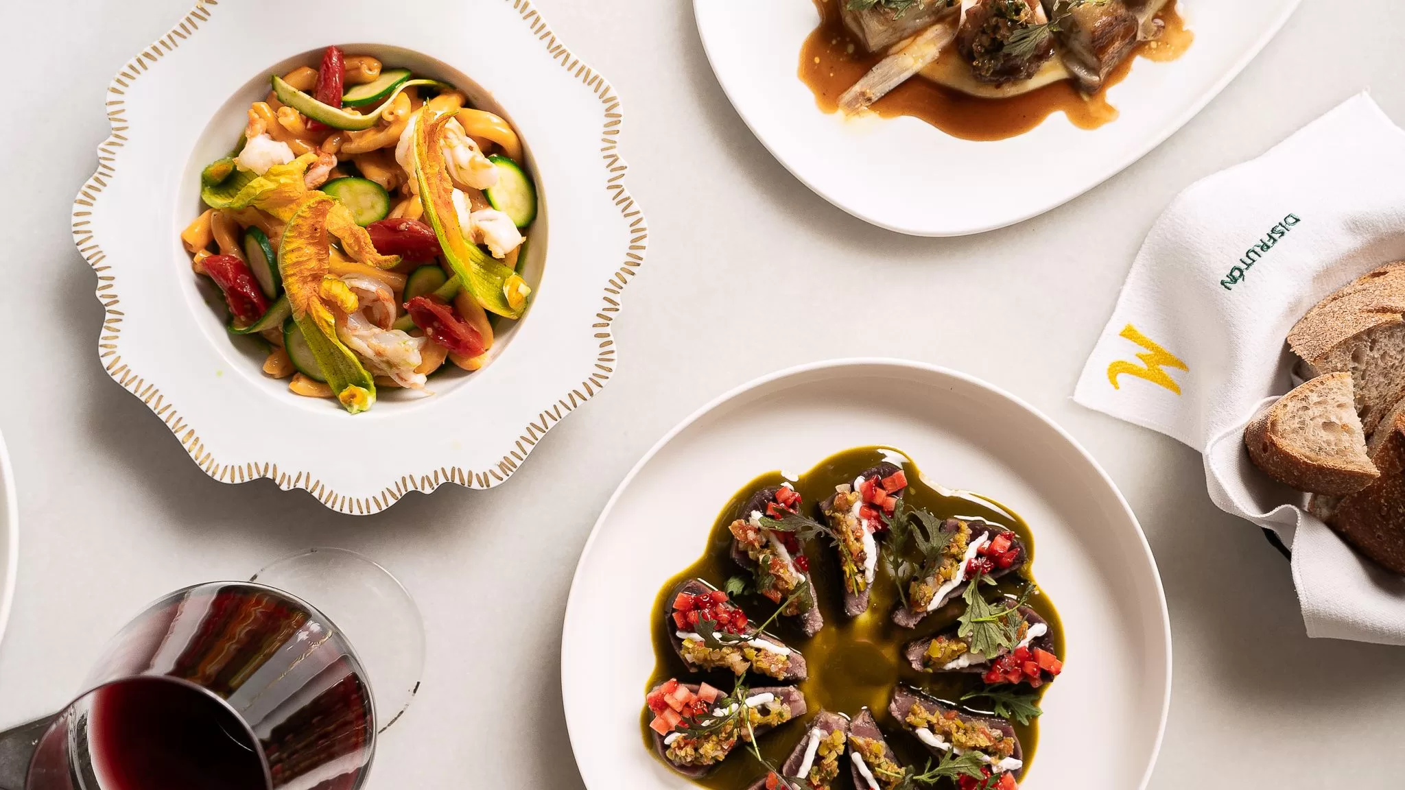 أفضل 20 بار تاباس في برشلونة من الأماكن التقليدية إلى