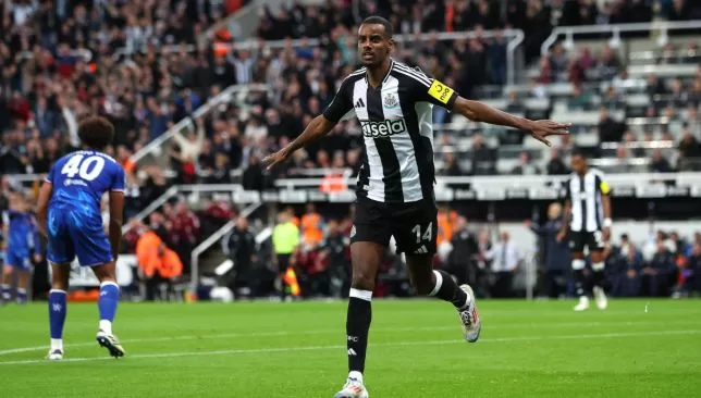 استبعاد إيزاك من قائمة نيوكاسل لجولة آسيا بعد اهتمام ليفربول والهلال - سبورت 360