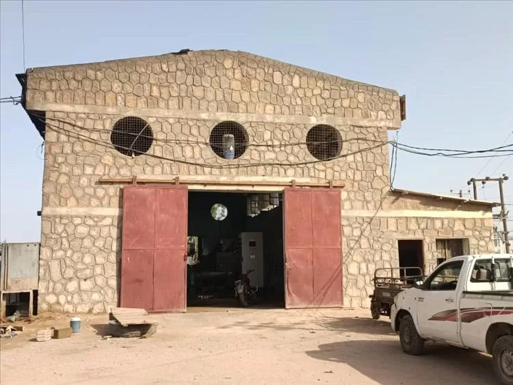 اللجنة الأهلية بأحور تدعوا الأهالي للتصعيد ضد إدارة كهرباء المدينة