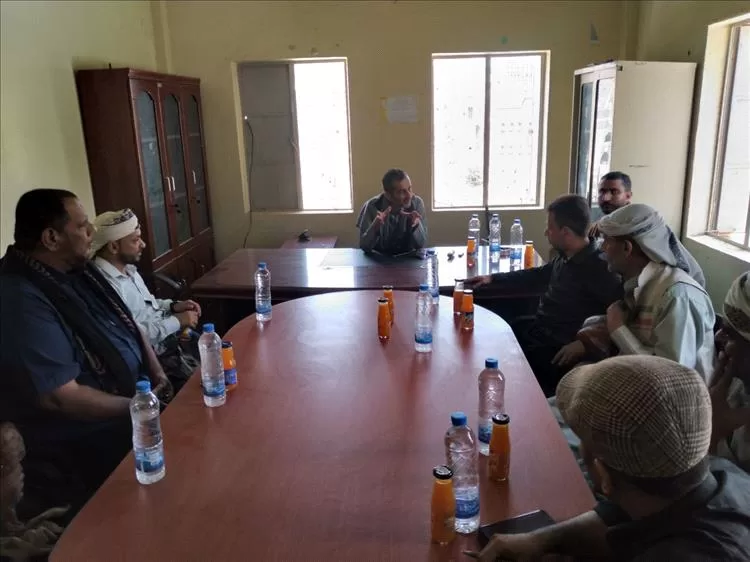 مدير عام الصعيد يبحث مع مؤسسة أيادي الخير تنفيذ مشاريع خدمية في المديرية