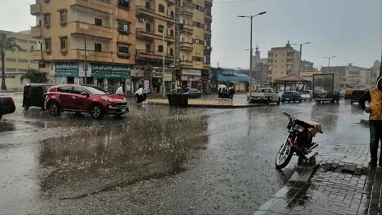 تقلبات جوية عنيفة تضرب بلادنا.. تحذيرات من حرارة شديدة وأمطار رعدية ورياح