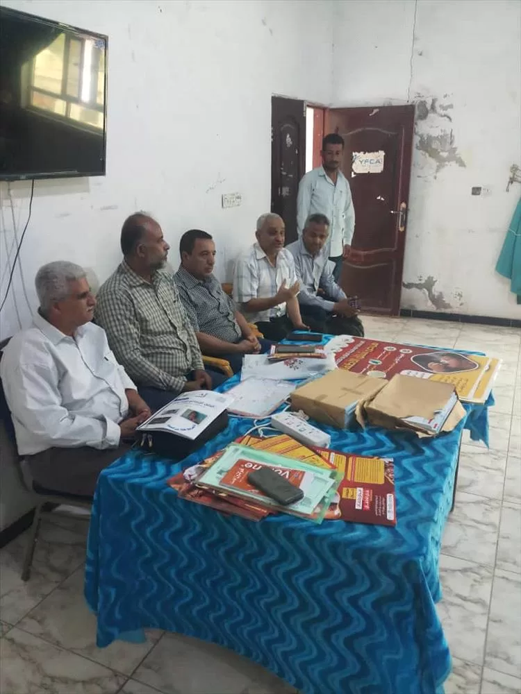 استعدادًا لحملة شلل الأطفال .. مكتب الصحة بالضالع يعقد دورات تدريبية لمتطوعي التثقيف الصحي