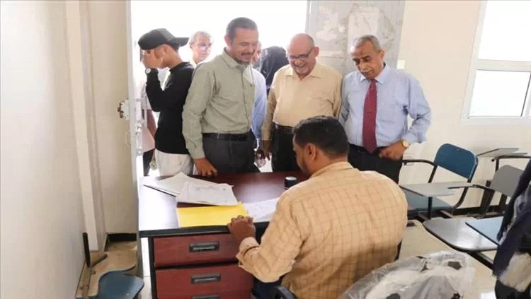 رئيس جامعة أبين يدشن المرحلة الأولى من إجراءات التنسيق والقبول والتسجيل للعام الجامعي 2025–2026م