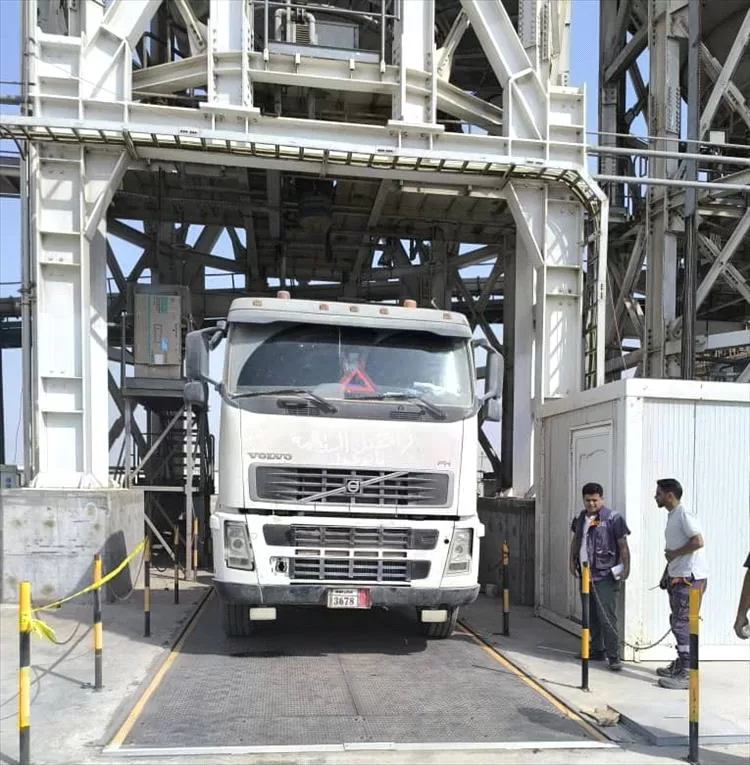 رجل الأعمال سمير القطيبي: بدأنا تصدير اسمنت صيرة للأسواق المحلية وقريباً الافتتاح الرسمي للمصنع