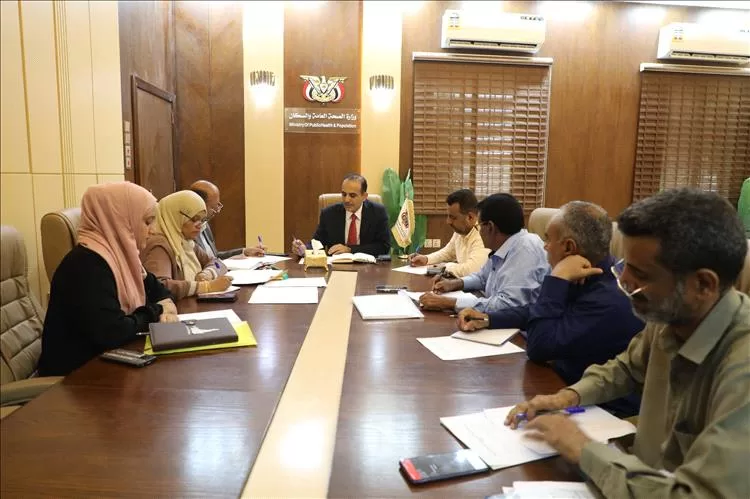وزير الصحة يترأس اجتماع لجنة الابتعاث الخارجي بعدن ويؤكد على تحديث آليات التدريب والابتعاث الصحي