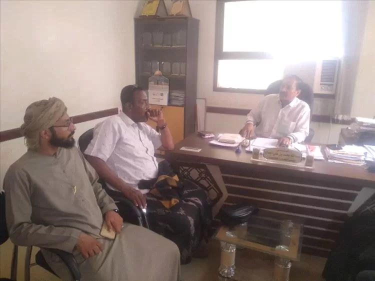 بحث أوجه التعاون المشترك بين اللجان المجتمعية بمديرية المكلا و الهيئة الحضرمية لإصلاح ذات البين