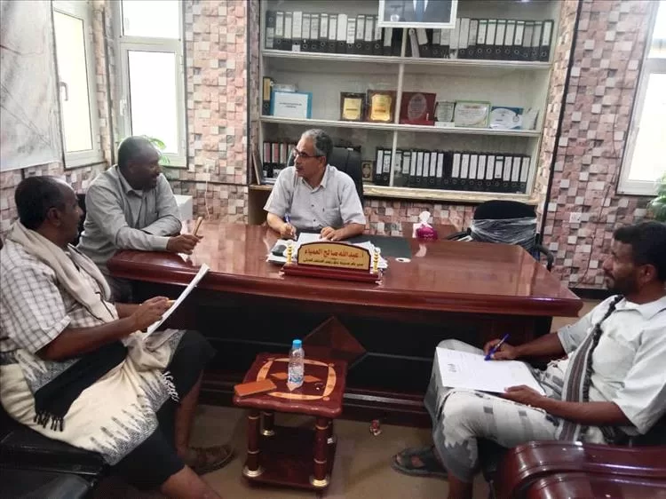 توجيهات بتكثيف الرقابة على الزبادي في مديرية عتق .. وإتلاف طن من المنتجات الفاسدة