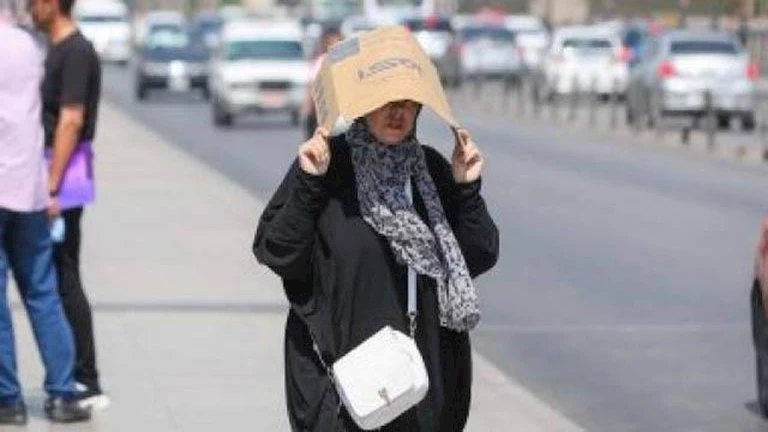 القاهرة تسجل 41 درجة.. الأرصاد تحذر من موجة شديدة الحرارة وارتفاع الرط