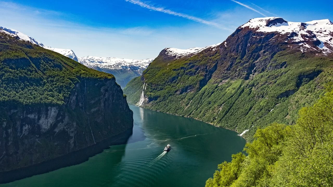 Condé Nast Traveler