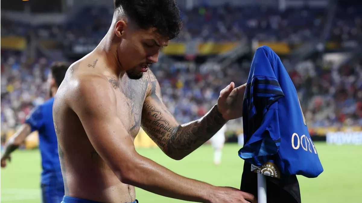 فيفا يحرم نجم الهلال من لقب هداف كأس العالم للأندية بسبب سر تجريده من الجائزة - المواطن نيوز