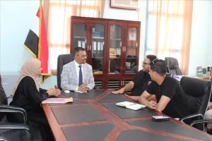 اخبار وردت الآن – الأمين السنة للمجلس المحلي في حضرموت يستعرض مشروع البرنامج التدريبي لتأهيل الفئة الناشئة