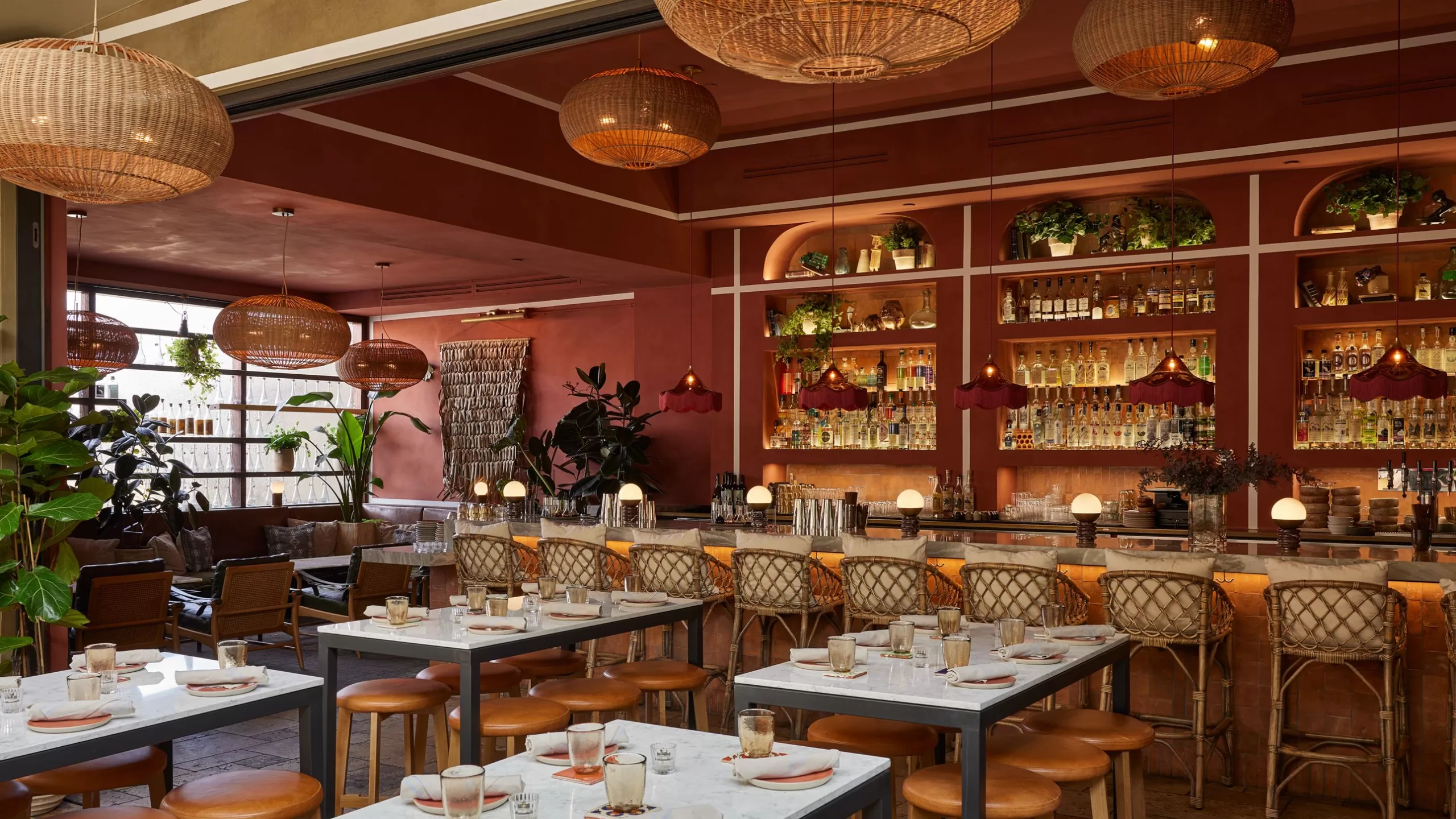 24 من أفضل الحانات في لوس أنجلوس، من أغاف سيلارس scaled