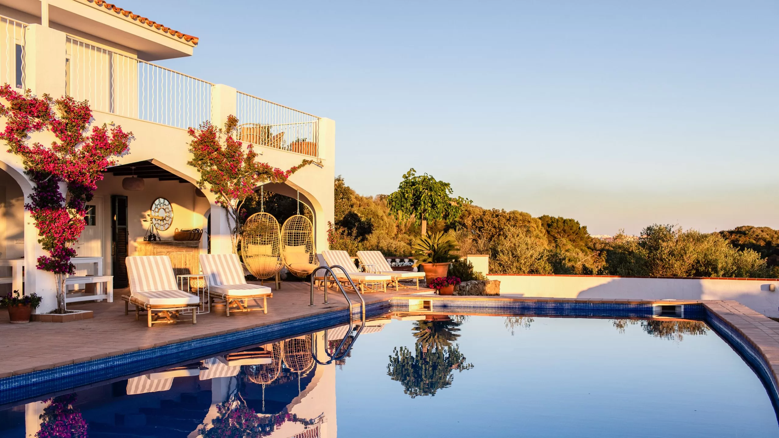 8 فيلات جميلة في مينوركا، الملاذ الهادئ لجزر البليار scaled