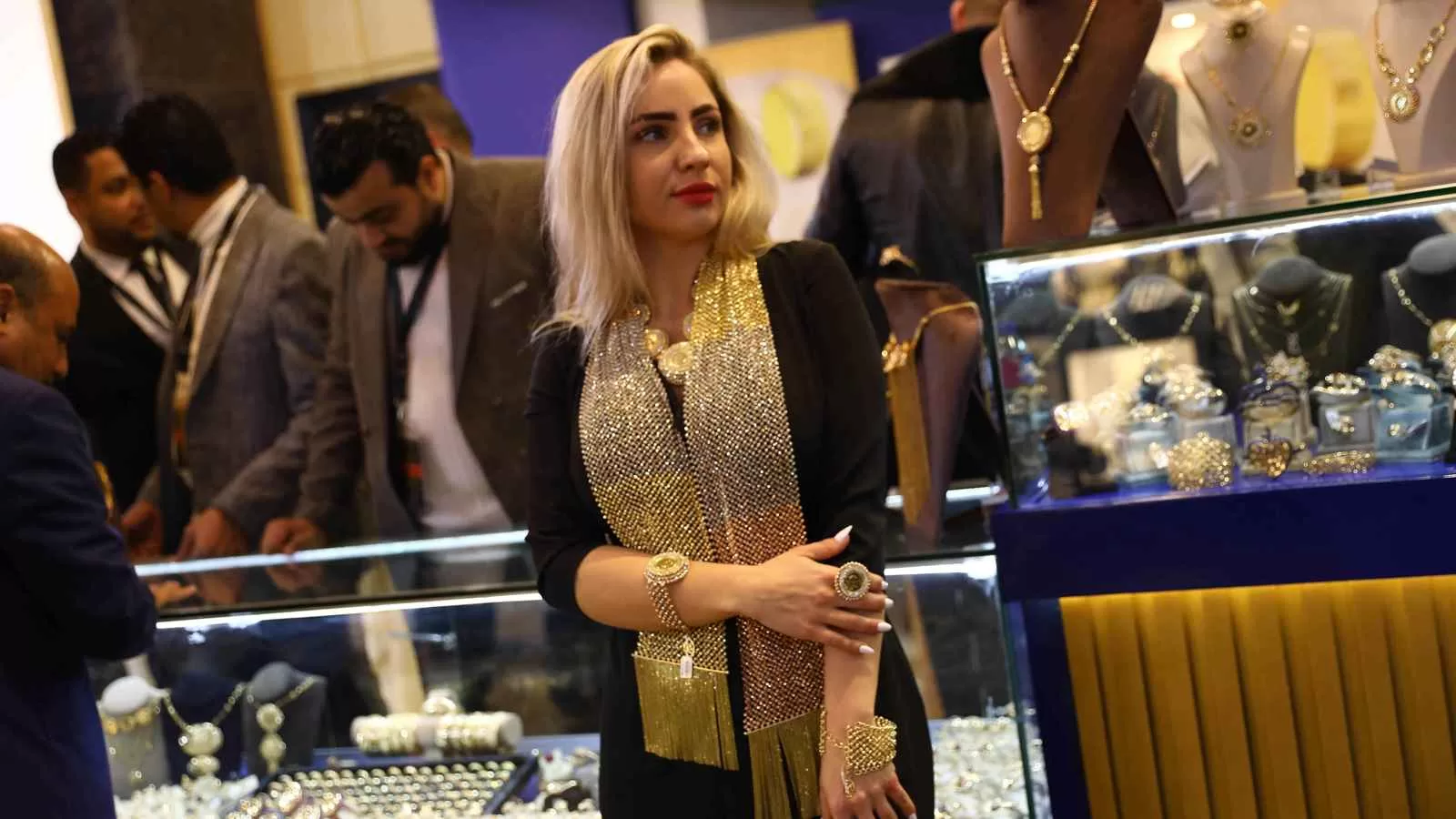 سعر الذهب في مصر الآن.. هل يواصل المعدن الارتفاع عقب تثبيت الفائدة؟ | إرم بزنس