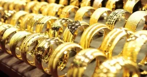 أسعار الذهب في مصر ليوم السبت: عيار 21 يصل إلى 4650 جنيهاً
