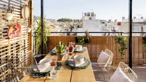 أفضل 13 مكان إقامة عبر Airbnb في أثينا، اليونان: من شقة أنيقة إلى جوهرة نيوكلاسيكية