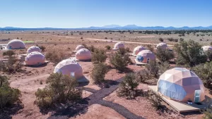 أفضل فنادق جراند كانيون، وأماكن الإقامة في Airbnb، ومواقع التخييم الفاخرة