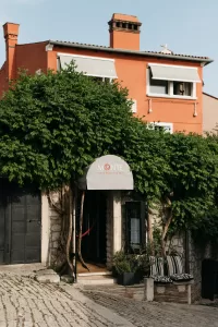 أين تقيم في إستريا – وما يجب فعله أثناء تواجدك هناك