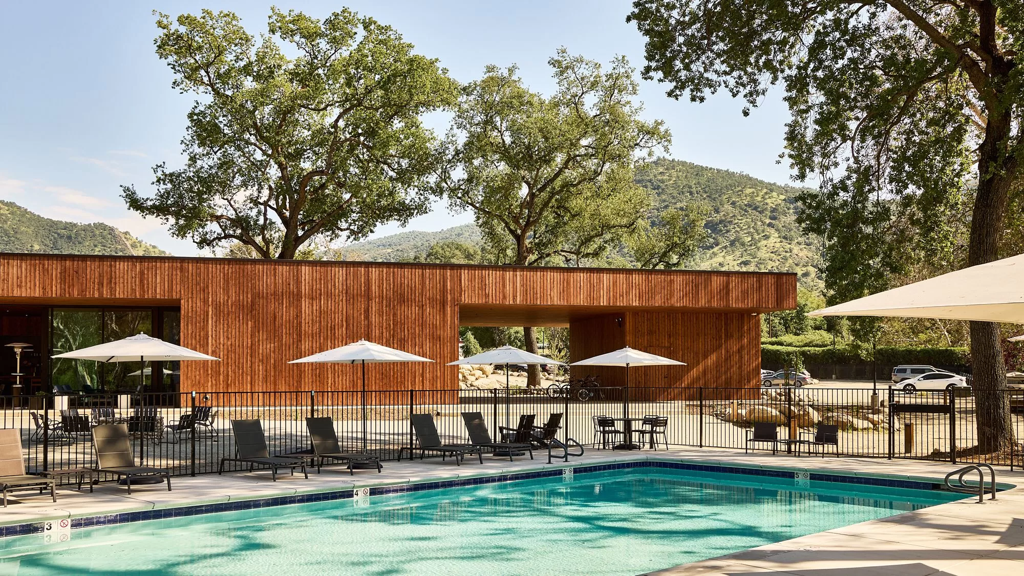 أين تقيم في حديقة سيكويا الوطنية 2024 فنادق وأكثر من