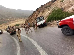 اخبار المناطق – إغلاق معبر صرفيت النطاق الجغرافيي مع سلطنة عمان بعد مواجهات عنيفة بين القوات الاستقرارية