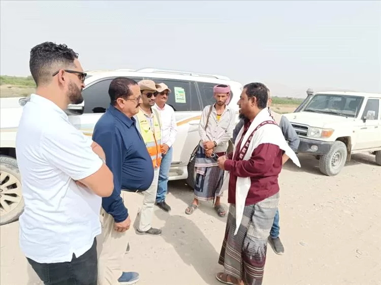مدير عام خنفر اليوسفي يتفقد العمل في مشروع سد حسان