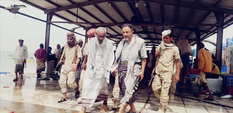 رئيس تنفيذية انتقالي أبين يزور شقرة ويطلع على أوضاع الجمعيات السمكية ومستشفى المدينة