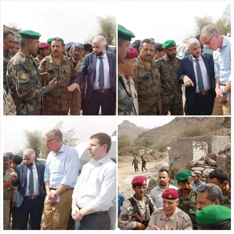 وفد مكتب المبعوث الخاص للامم المتحدة يقوم بزيارة ميدانية للنقاط الامنية المؤمنة لطريق الضالع صنعاءبمنطقة مريس