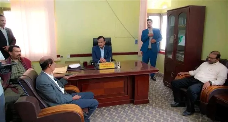 محافظ شبوة يتفقد استعدادات التعليم ويعلن مشاريع استراتيجية