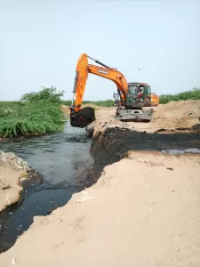 اخبار المناطق – مدير مياه أبين يسرع في معالجة أزمة مسجد حي سواحل بزنجبار