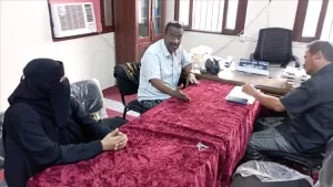 اخبار المناطق – مناقشة سُبل التعاون بين مؤسسة الأحقاف التنموية وجمعية الصديق