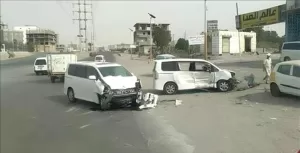 اخبار عدن – إصابات نتيجة حادث سير مروع في المدينة
