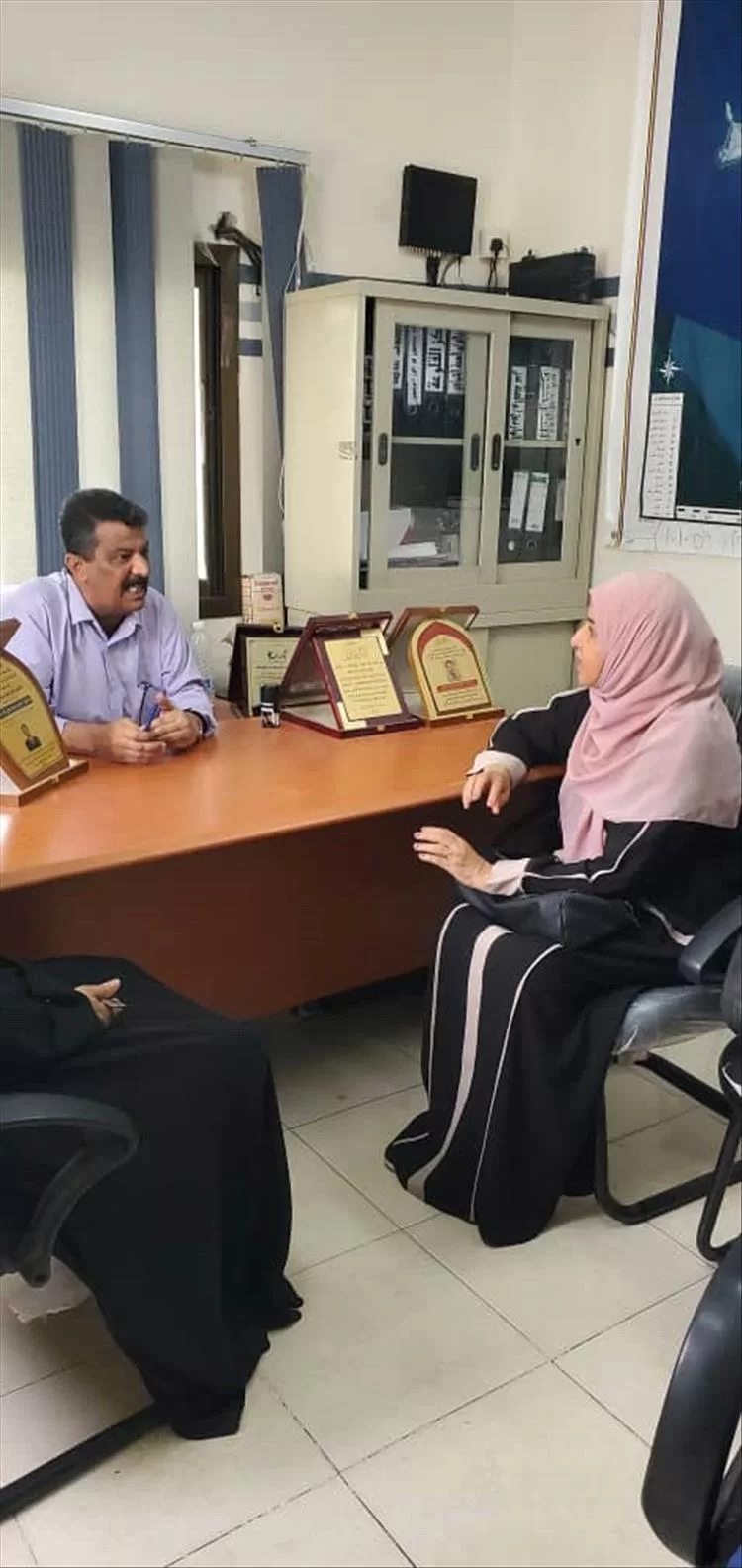 لقاء تنسيقي بين مكتب الصحة واتحاد نساء اليمن لمناقشة دعم المعنفات صحياً ونفسياً