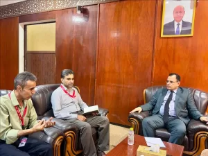 اخبار عدن – الوزير السقطري يتناول سبل التعاون المشترك مع المدير القطري لمنظمة MercyCorps