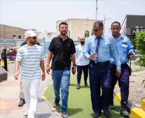 اخبار عدن – بدء تنفيذ مشروع إشارات المرور في مديرية صيرة بعدن