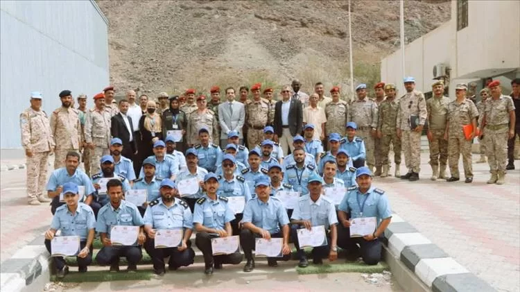 برعاية معالي وزير الدفاع.. تخريج الدفعة الثالثة من ضباط حفظ السلام بعدن