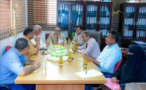 اخبار عدن – تحضيرًا للعام الدراسي الجديد: رئيس جامعة عدن يتفقد كلية طب الأسنان ويستعرض أبرز التحديات.