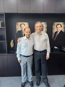 اخبار عدن – رياض الحروي: أربع حاويات من العشب الاصطناعي تغادر ميناء عدن متجهة إلى النادي