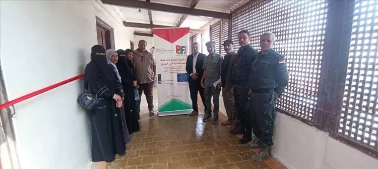 مدير أمن العاصمة المؤقتة عدن يدشن غرفة العمليات في قسم شرطة خورمكسر ضمن جهود تعزيز السلامة المجتمعية