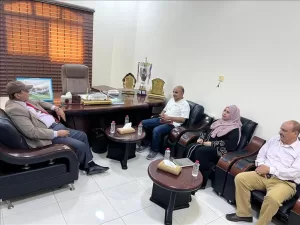 اخبار عدن – لجنة التحقيق الوطنية تجتمع برئيس شركة الخطوط الجوية اليمنية