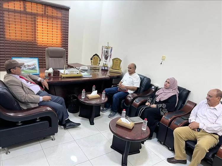 اللجنة الوطنية للتحقيق تلتقي رئيس الخطوط الجوية اليمنية