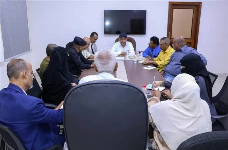 مؤسسة مياه عدن تستقبل اللجنة الاستشارية للإصلاح الإداري والمالي بالمجلس الانتقالي