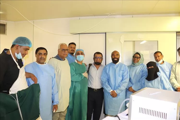 وزارة الصحة تدشن أول جهاز ليزر (الهولوميوم)  في مستشفى حكومي في اليمن  بمستشفى ٢٢ مايو الجراحي