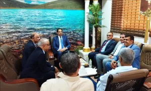 اخبار عدن – وزير الفئة الناشئة والرياضة يقوم بزيارة كلية طب الأسنان في جامعة عدن ويثني على خططها التنموية