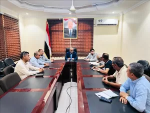 اخبار عدن – وزير المياه والبيئة يلتقي بمحافظ أرخبيل سقطرى لمناقشة التحديات والمشاريع الأهمية.