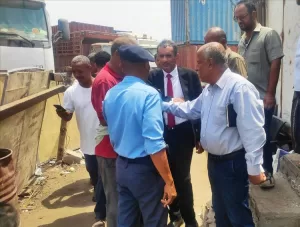 اخبار عدن – وفد من وزارة الزراعة يراقب تقدم العمل في محطات الحجر النباتي بعدن