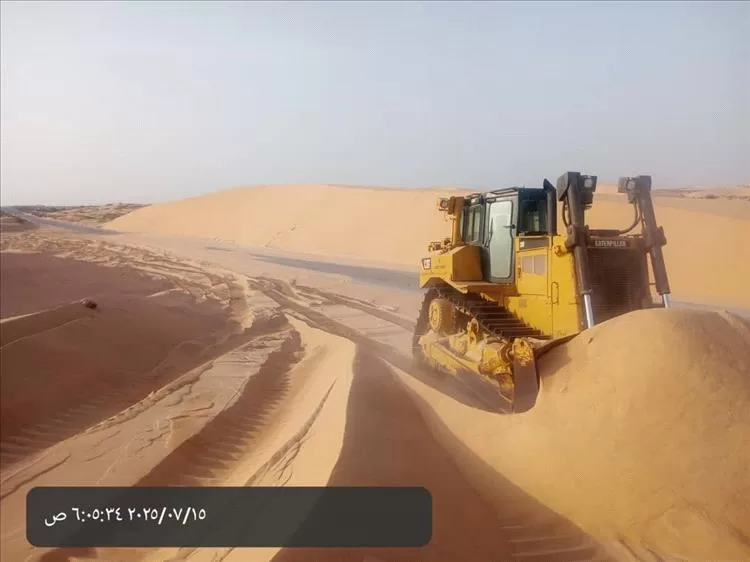 مدير عام رضوم يثمن جهود شركة الغاز وفرق صيانة الطرق بالمحافظة في إزالة الرمال من الخطوط الدولية الرئيسية