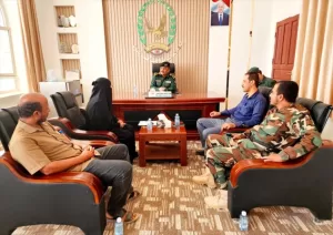 اخبار وردت الآن – مدير عام شرطة شبوة يناقش التنسيق والتعاون مع مجموعة من أصدقاء القانون الدولي