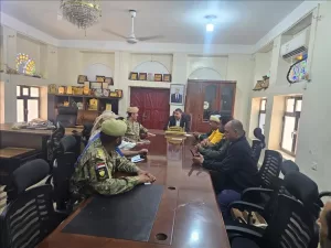 اخبار وردت الآن – وكيل أول محافظة سقطرى يجتمع مع قائد ألوية الحماية الرئاسية العميد أوسان