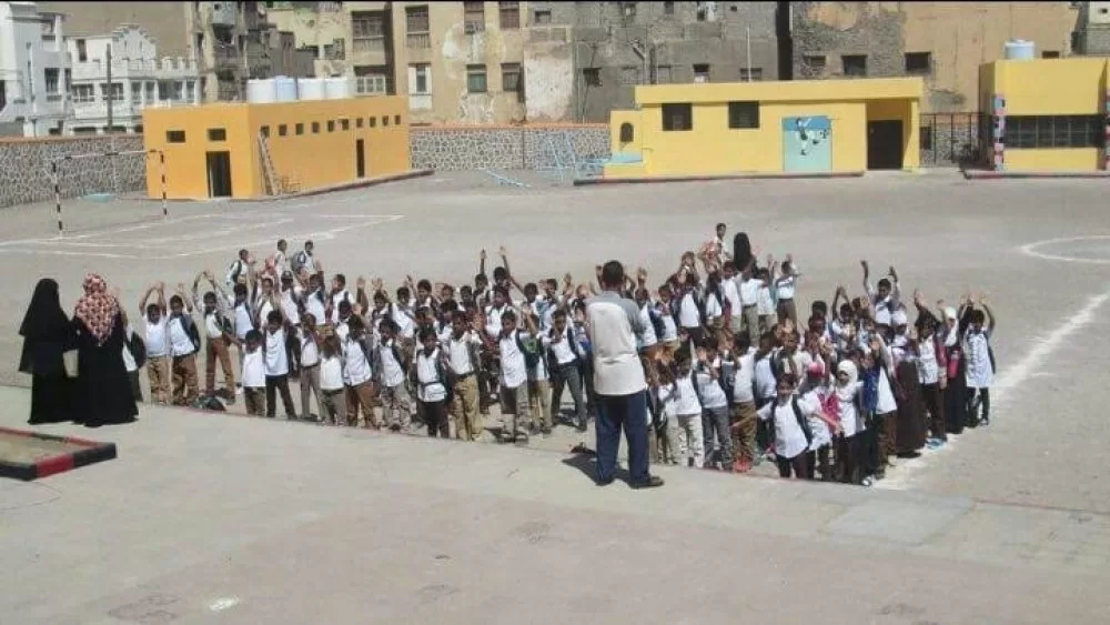 استمرار إضراب المعلمين في عدن يزيد من تفاقم أزمة التعليم