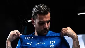 الهلال السعودي يؤكد رسميًا ابرام صفقة مع النجم الفرنسي ثيو هيرنانديز